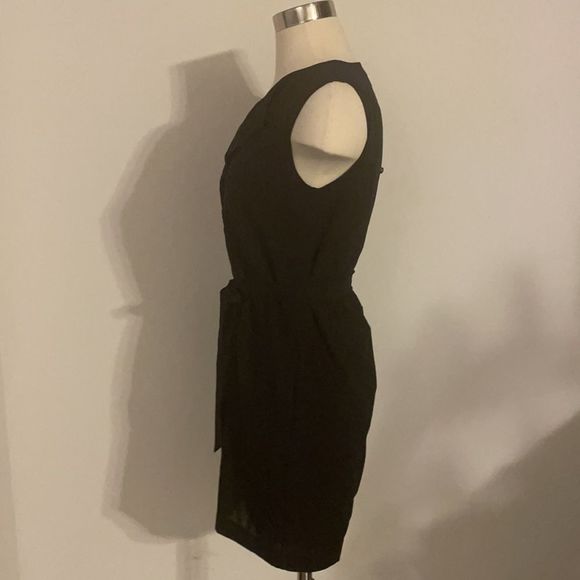 Little Black Dress   - Picture 4 of 10